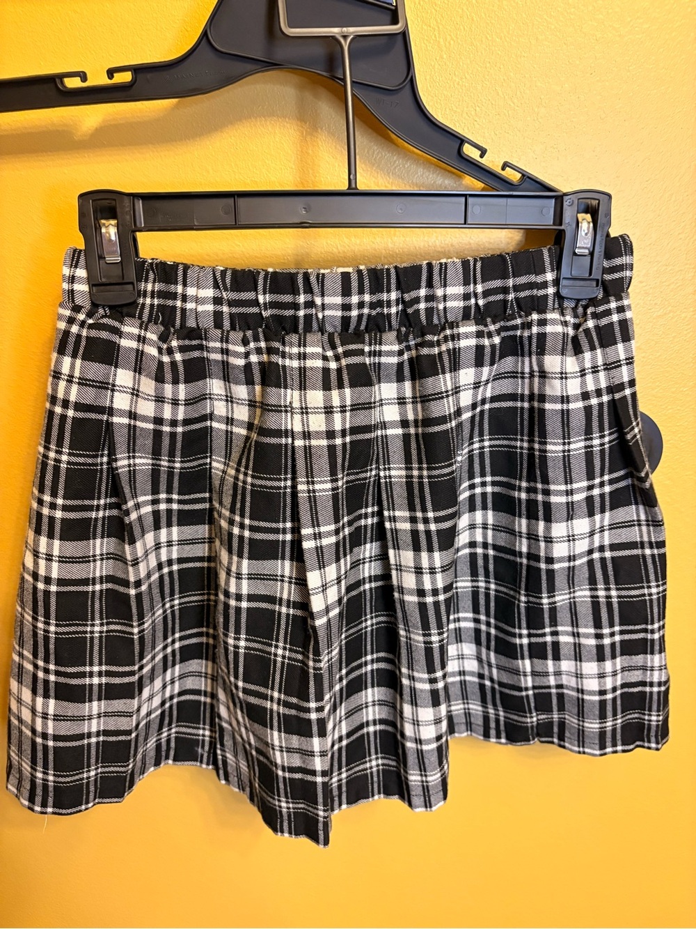 art class Black and White Plaid Pleated Mini Skirt